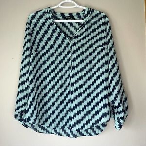 40% OFF a.n.a Blue Patterned Long Sleeve Blouse Size Large